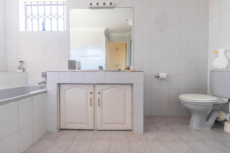 4 Bedroom Property for Sale in Aurora Western Cape